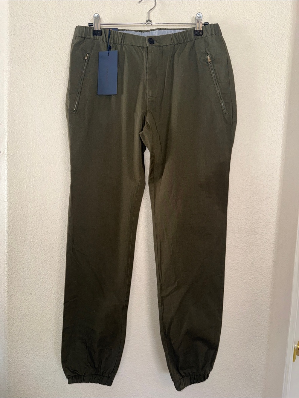 NWT Zara Men's Olive Green Casual Jogger Style Pants Size Medium